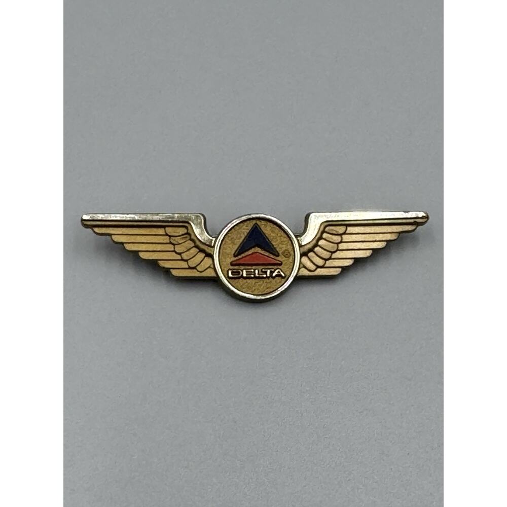Vintage Delta Airlines Badge Pilot Plastic Wings Lapel Pin